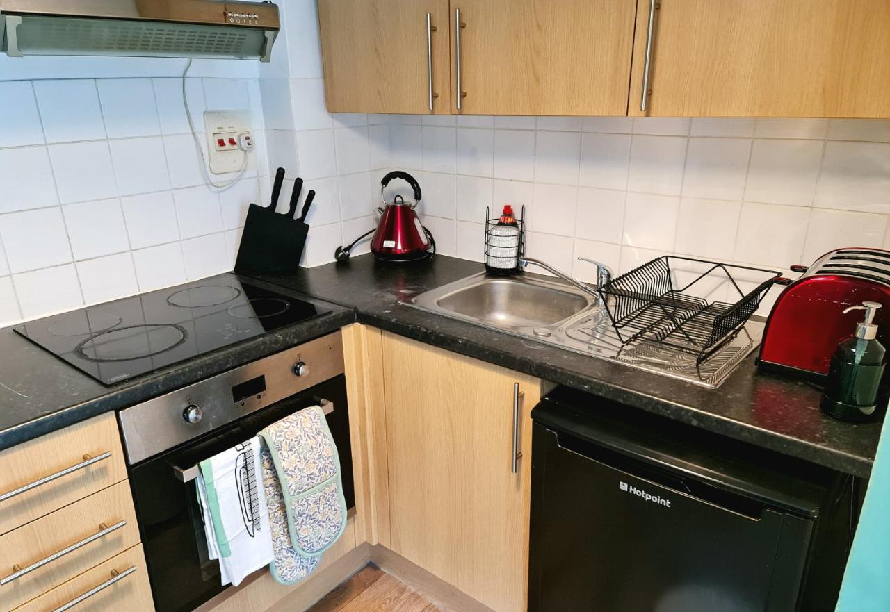 Elegant 1-Bedroom Apartment In Camden Town London Eksteriør billede
